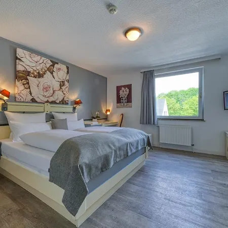 Seeblick Foersterhaus Hotel 3*