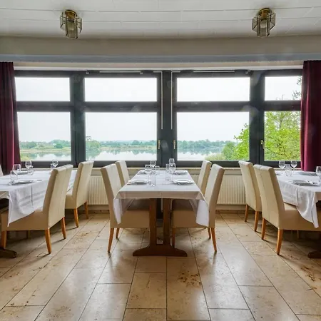 Seeblick Foersterhaus Hotel 3*