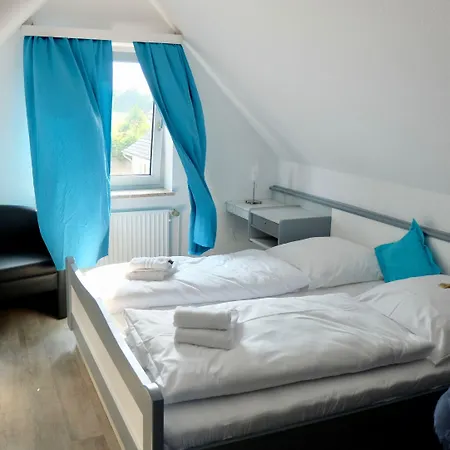 호텔 Seeblick Foersterhaus 3*